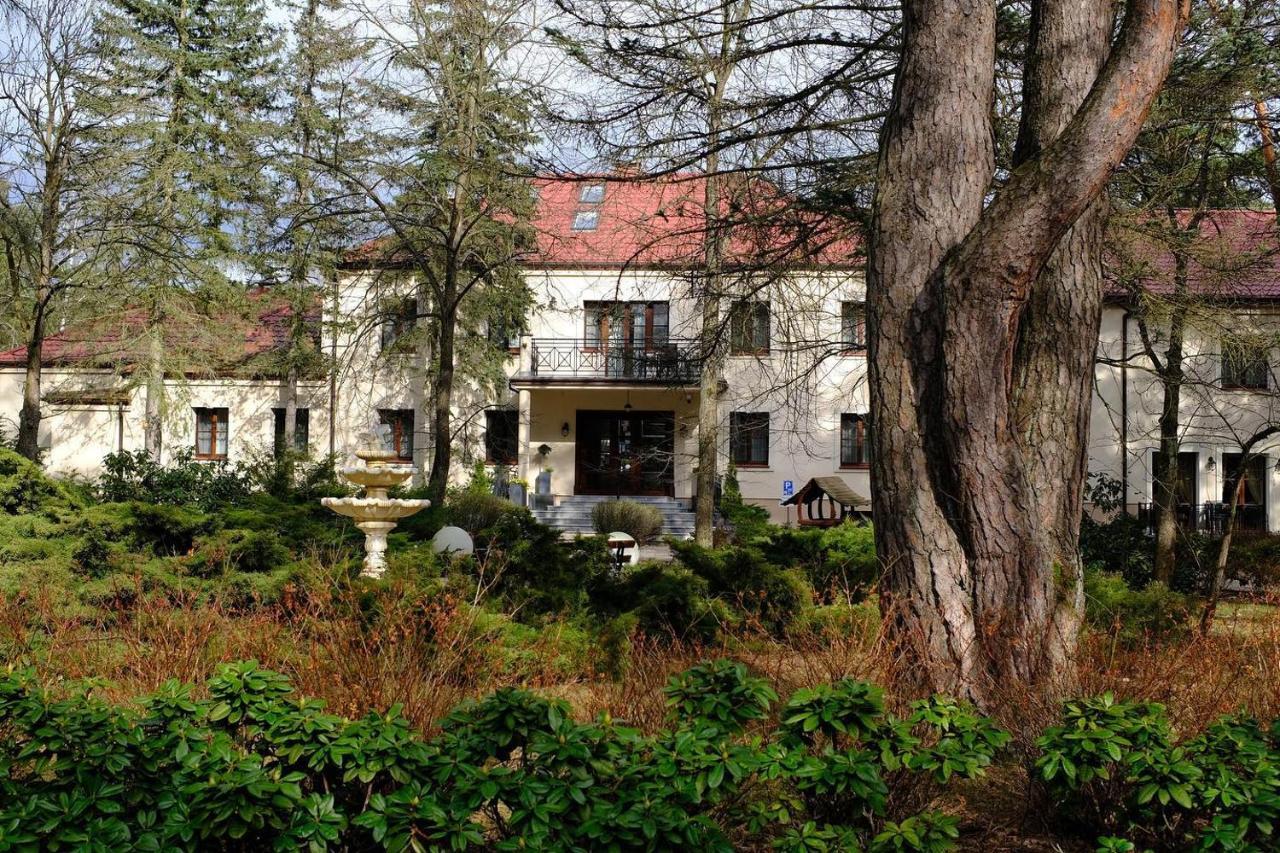 Park Rekreacyjno-Biznesowy Las Woda Wilga Esterno foto