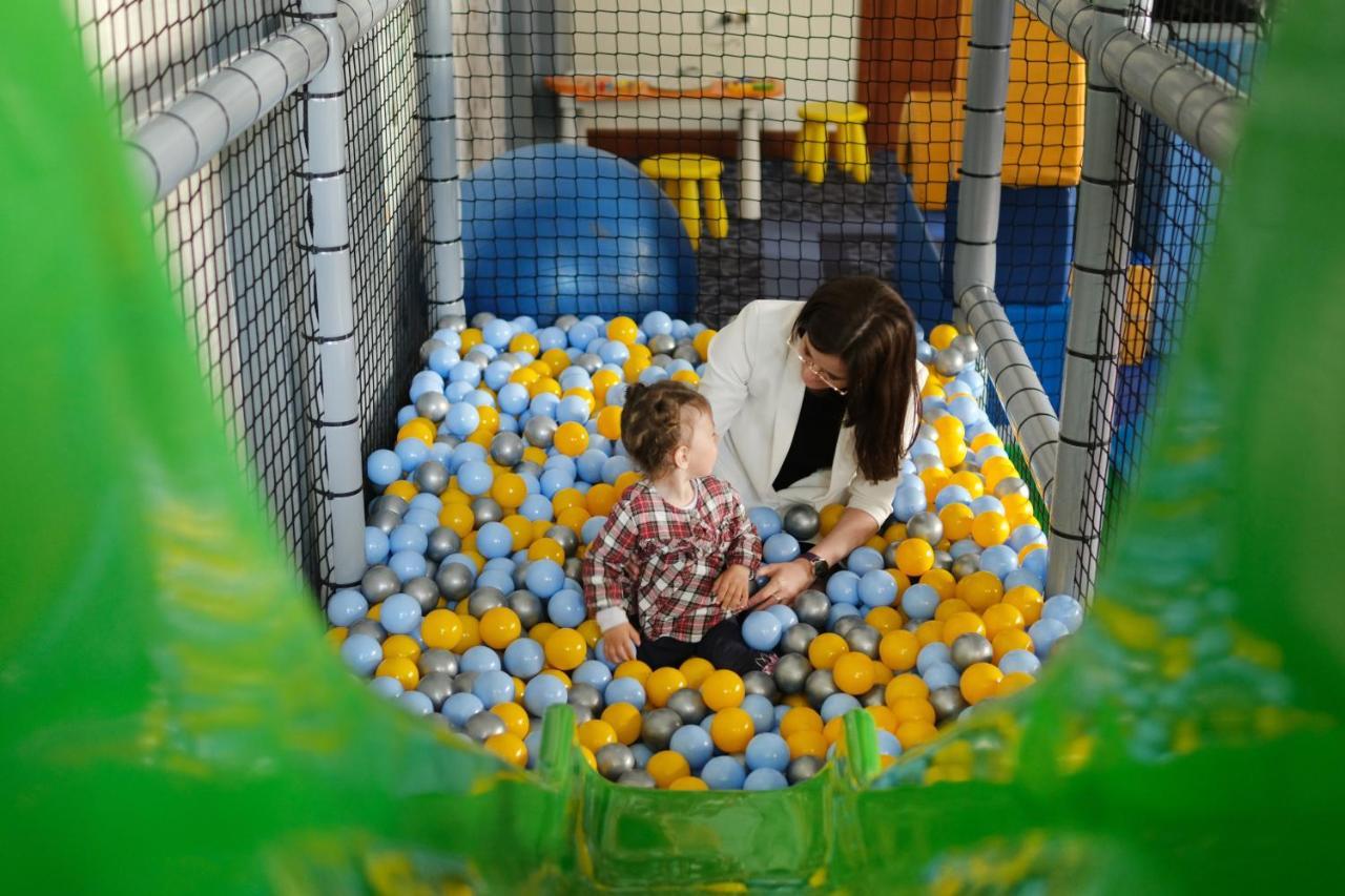 Park Rekreacyjno-Biznesowy Las Woda Wilga Esterno foto